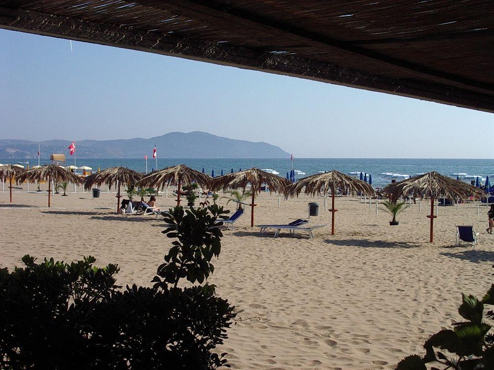 Hotel Baia Del Sole Paestum Exteriér fotografie